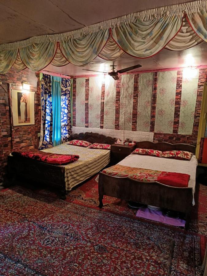 Island Homestay Srīnagar Exteriér fotografie